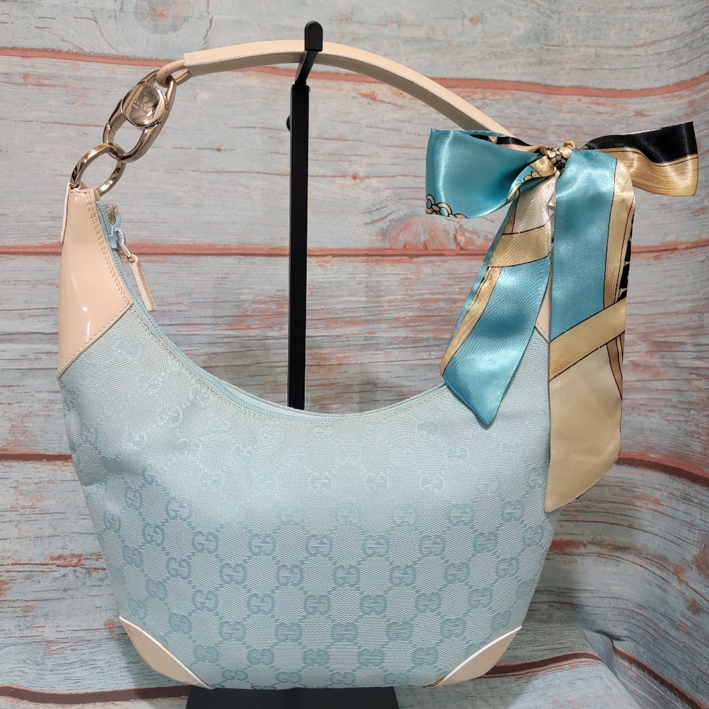 4th Of July Deal🇺🇸 RARE Authentic Gucci GG shoulder bag with Gucci box